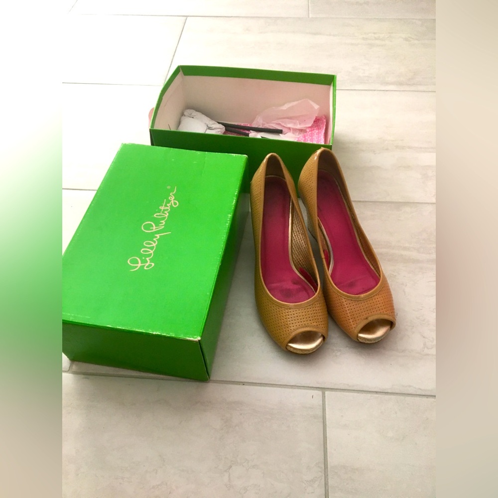 Lilly Pulitzer Resort Chic Wedge shoes